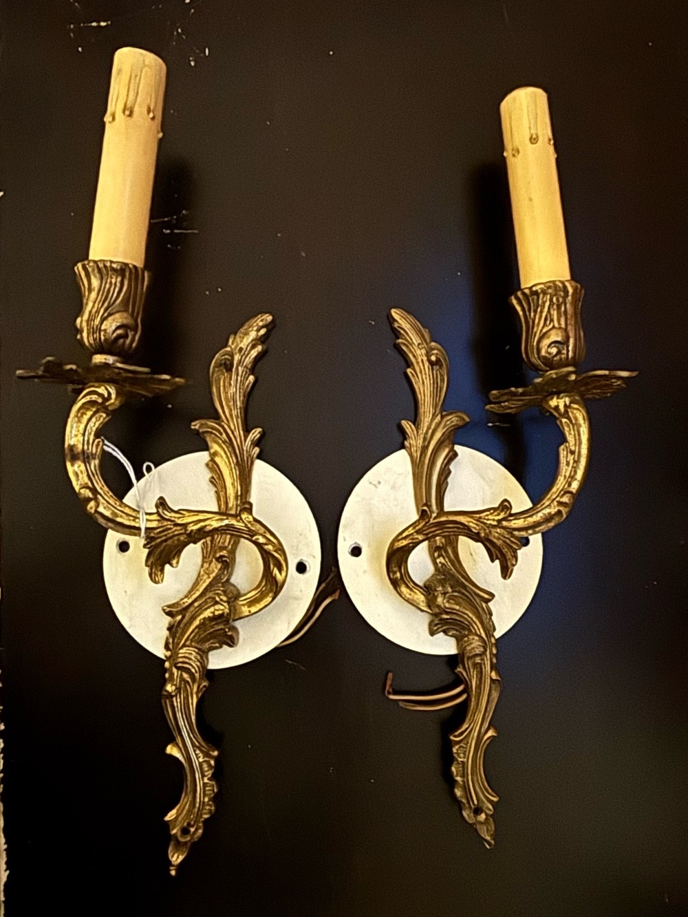 Vintage Gold Wall Sconce with White Backplate light